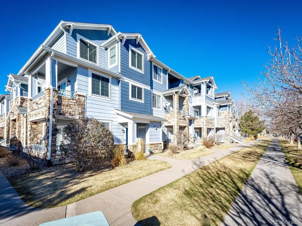 5255 Memphis Street Denver CO 80239