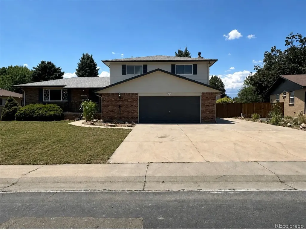 1561 S Kendall Street Denver CO 80232