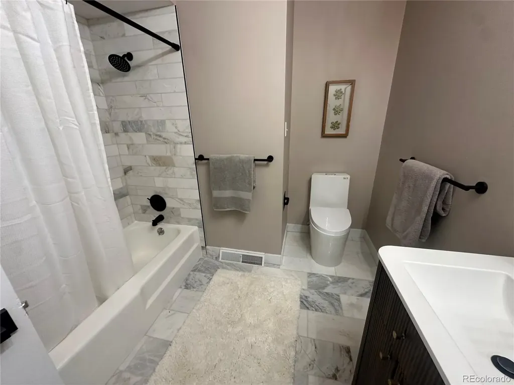 1561 S Kendall Street Denver CO 80232