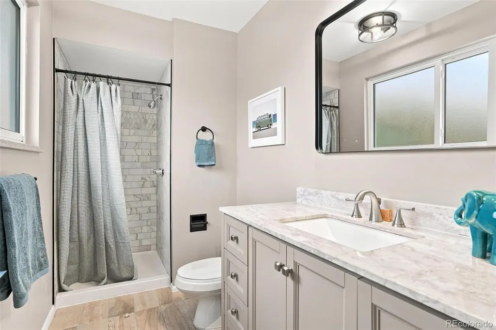1561 S Kendall Street Lakewood CO 80232