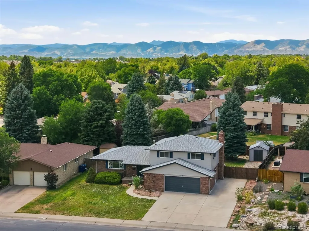 1561 S Kendall Street Lakewood CO 80232