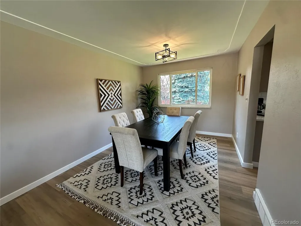 1561 S Kendall Street Denver CO 80232