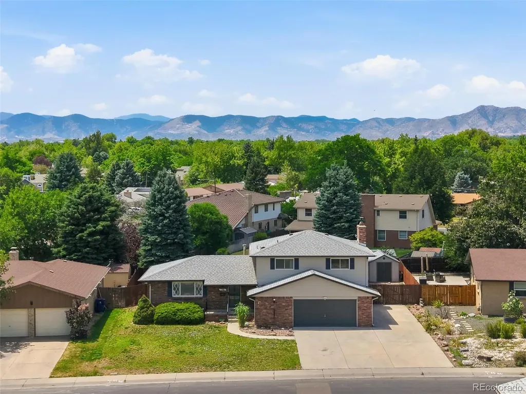1561 S Kendall Street Lakewood CO 80232