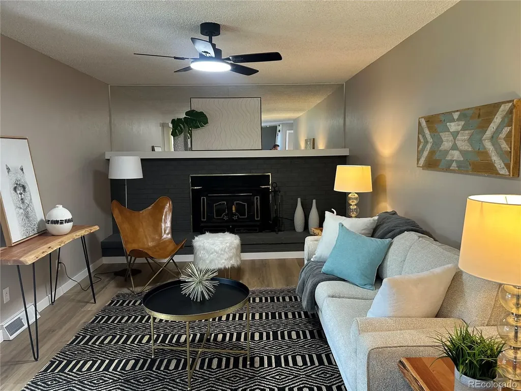 1561 S Kendall Street Denver CO 80232