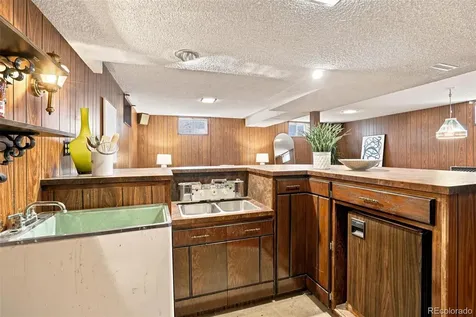 1561 S Kendall Street Lakewood CO 80232