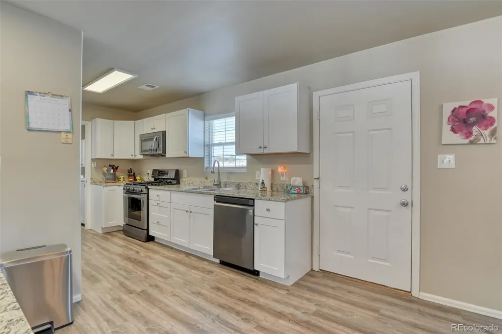17 Garfield Circle Florissant CO 80816