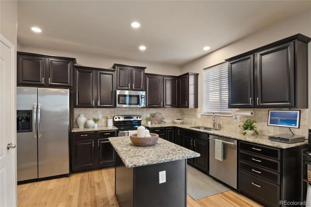 5563 S Elk Court Aurora CO 80016
