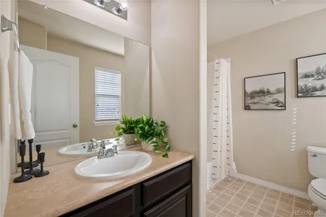 5563 S Elk Court Aurora CO 80016