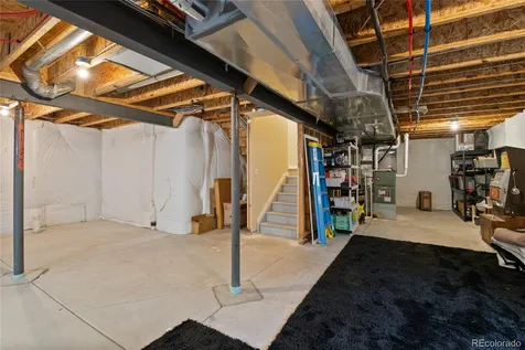 5563 S Elk Court Aurora CO 80016