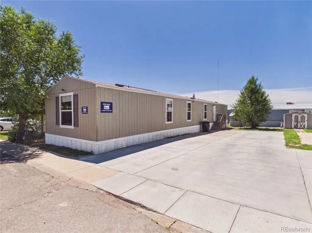 4210 E 100th Avenue Denver CO 80229