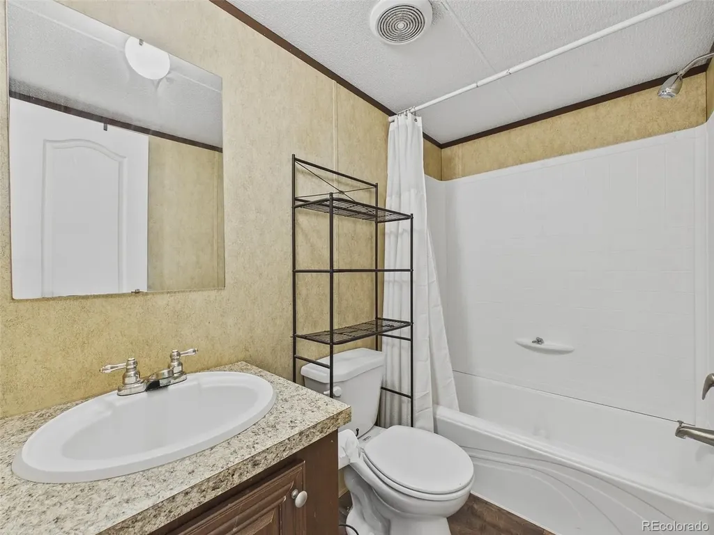 4210 E 100th Avenue Denver CO 80229