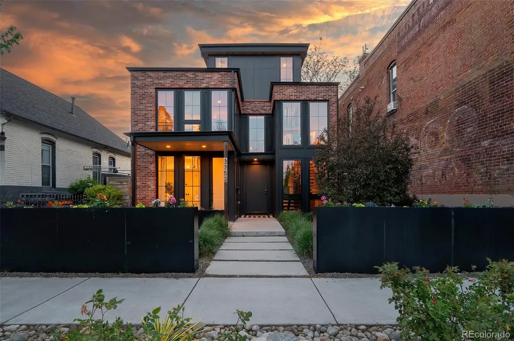 3753 N Franklin Street Denver CO 80205