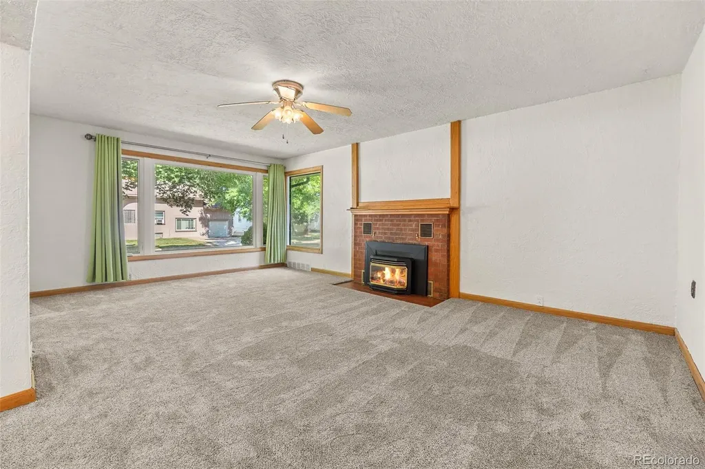 322 Emerson Street Wray CO 80758