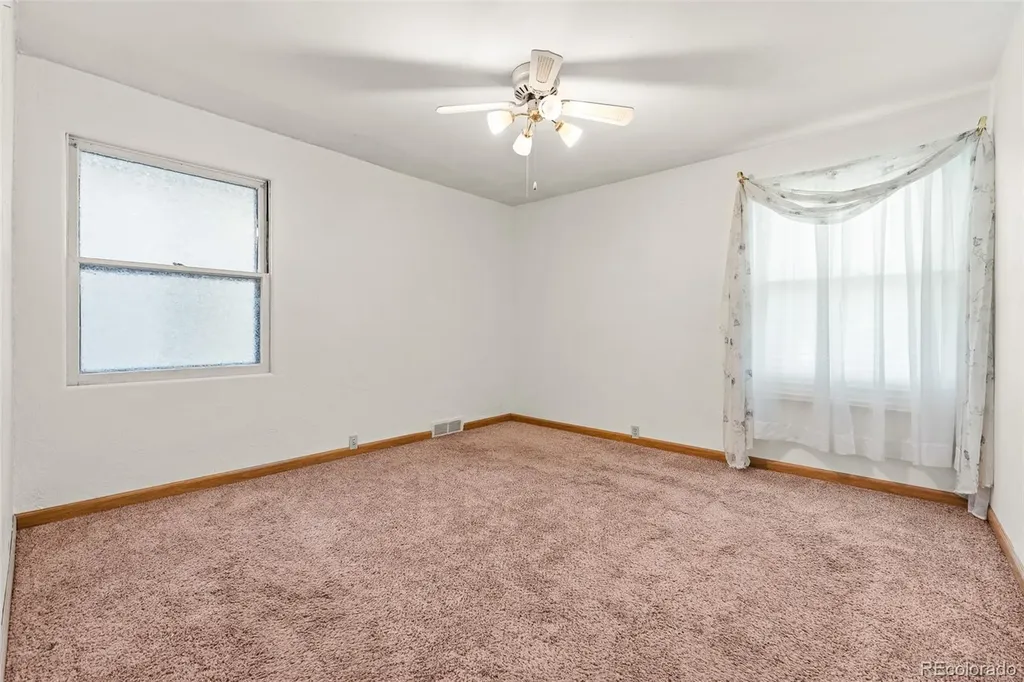 322 Emerson Street Wray CO 80758