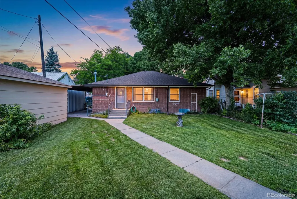 322 Emerson Street Wray CO 80758