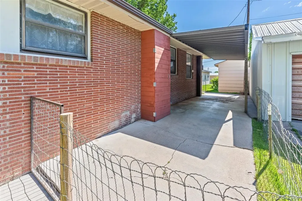 322 Emerson Street Wray CO 80758