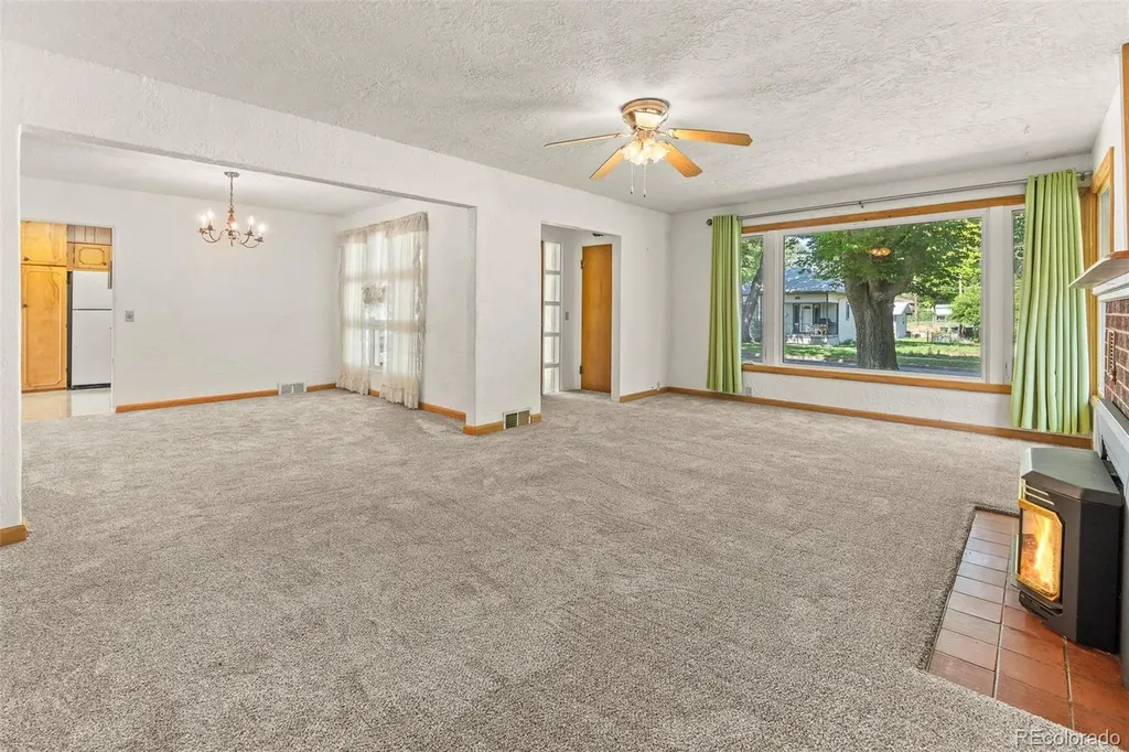 322 Emerson Street Wray CO 80758