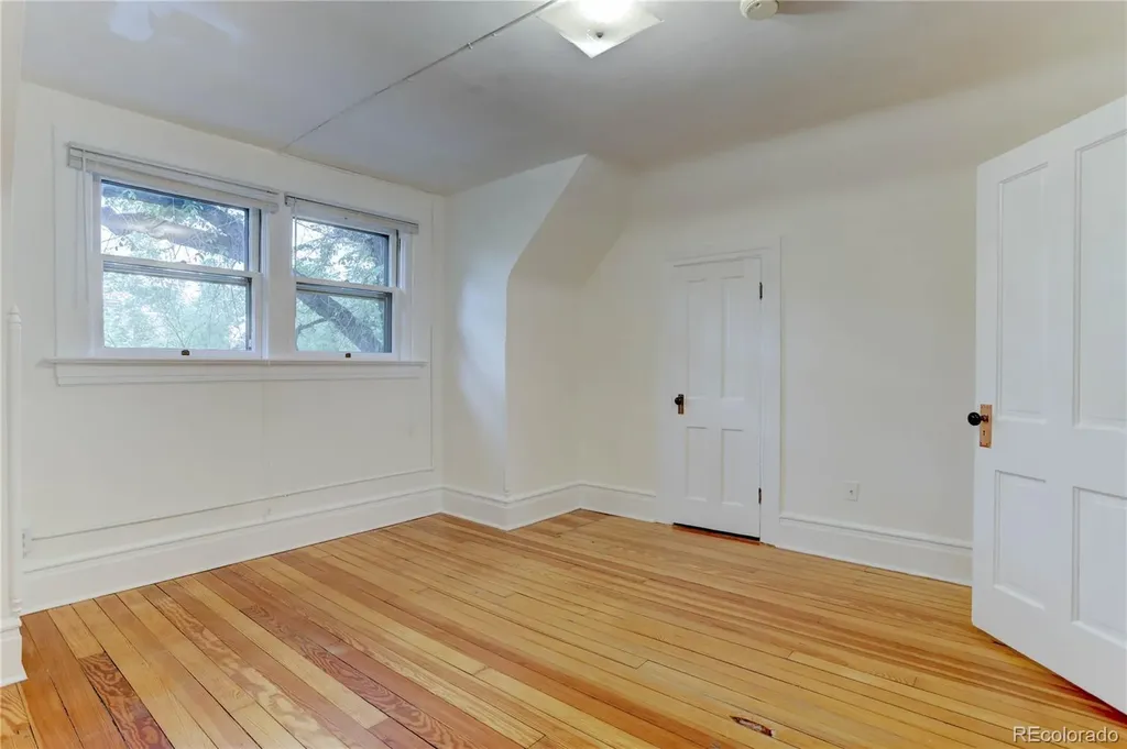 2437 W Caithness Place Denver CO 80211
