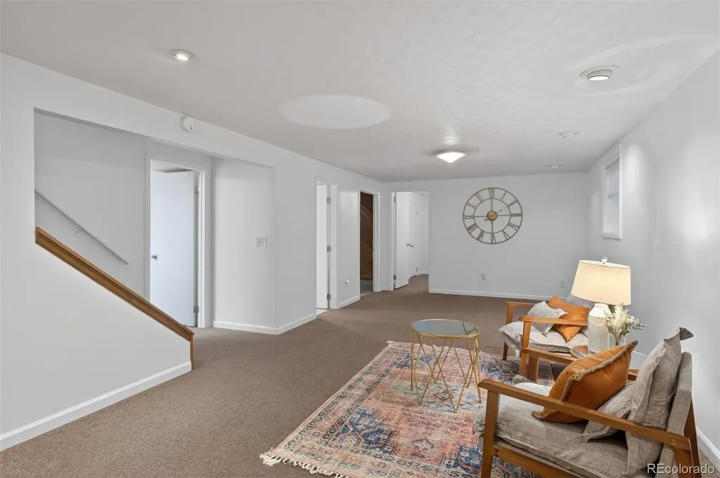 7862 S Vine Street Centennial CO 80122