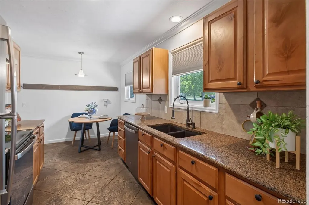 7862 S Vine Street Centennial CO 80122