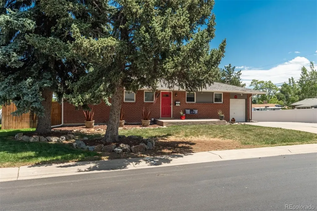 7862 S Vine Street Centennial CO 80122