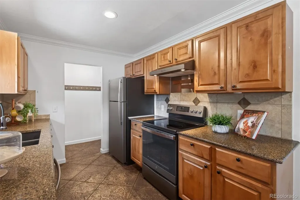 7862 S Vine Street Centennial CO 80122
