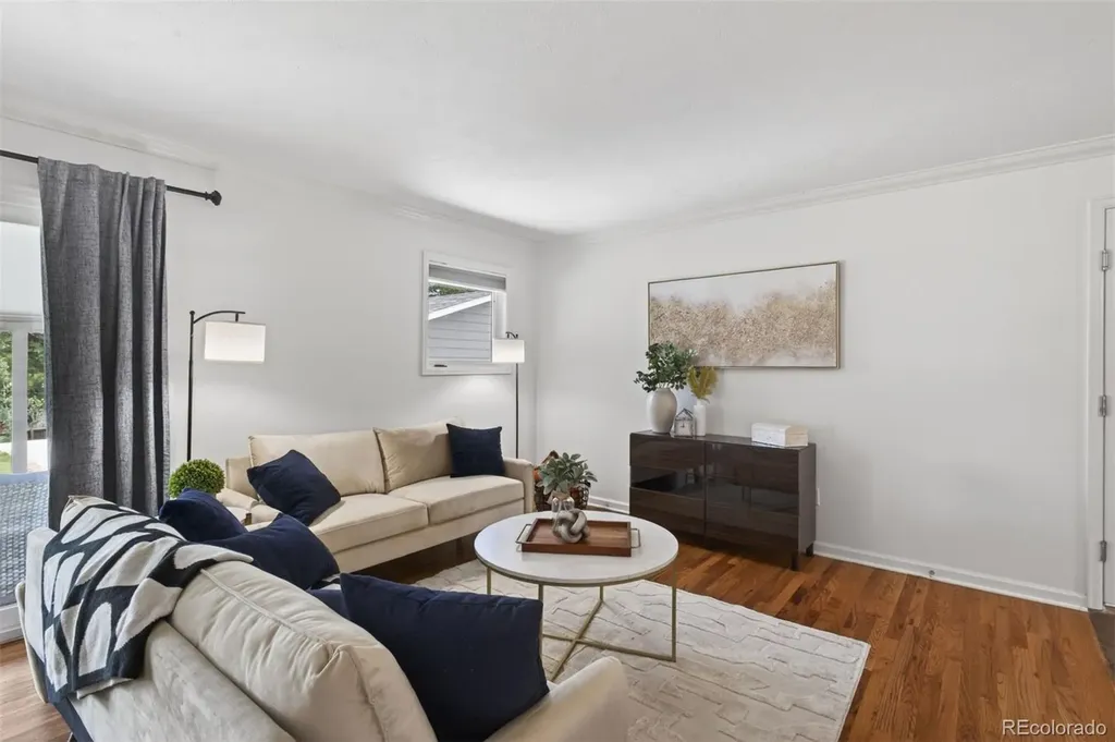 7862 S Vine Street Centennial CO 80122