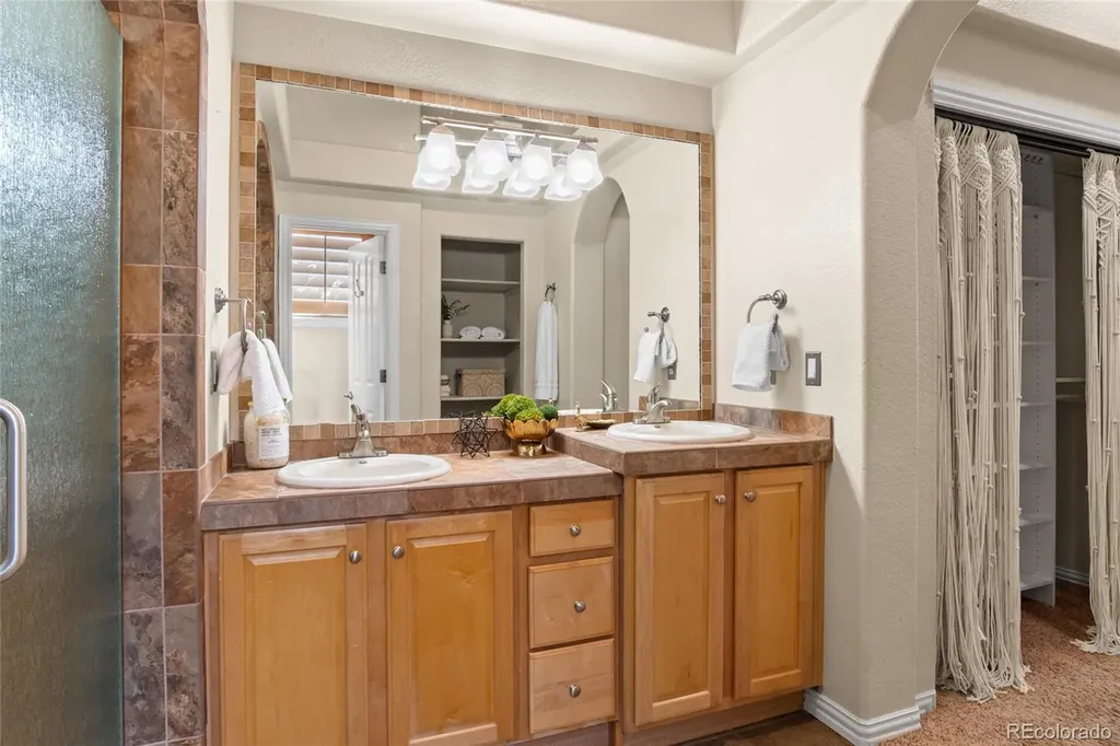 7428 S Catawba Way Aurora CO 80016