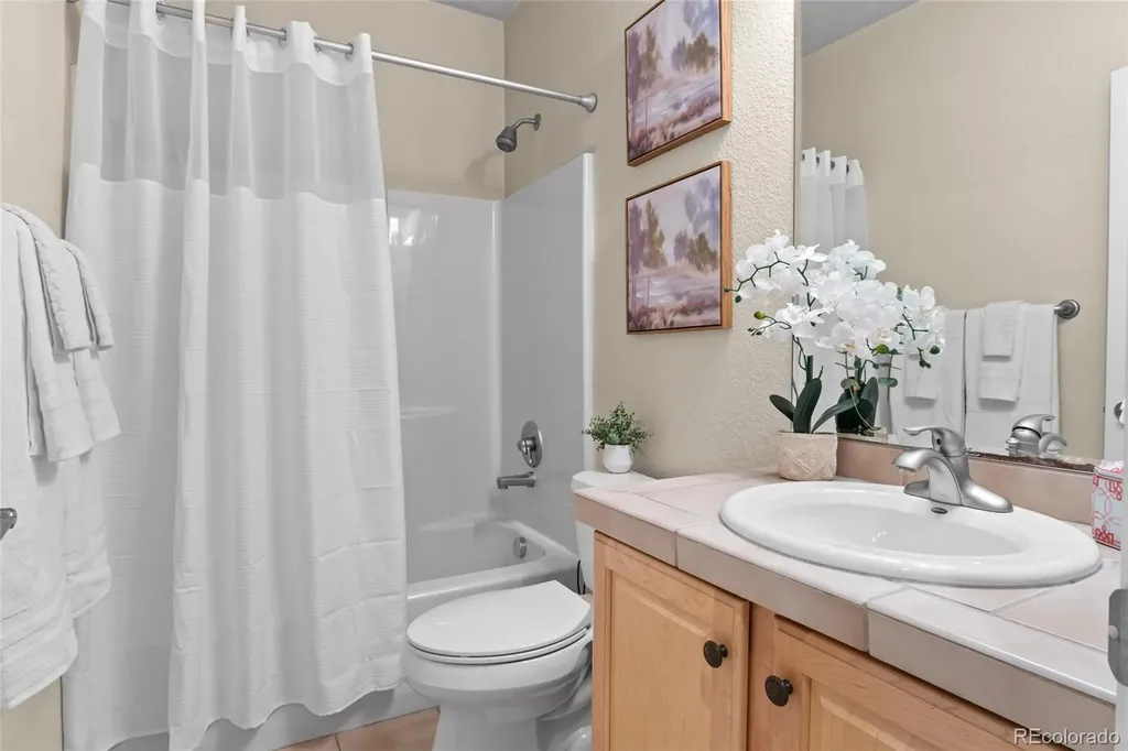 7428 S Catawba Way Aurora CO 80016