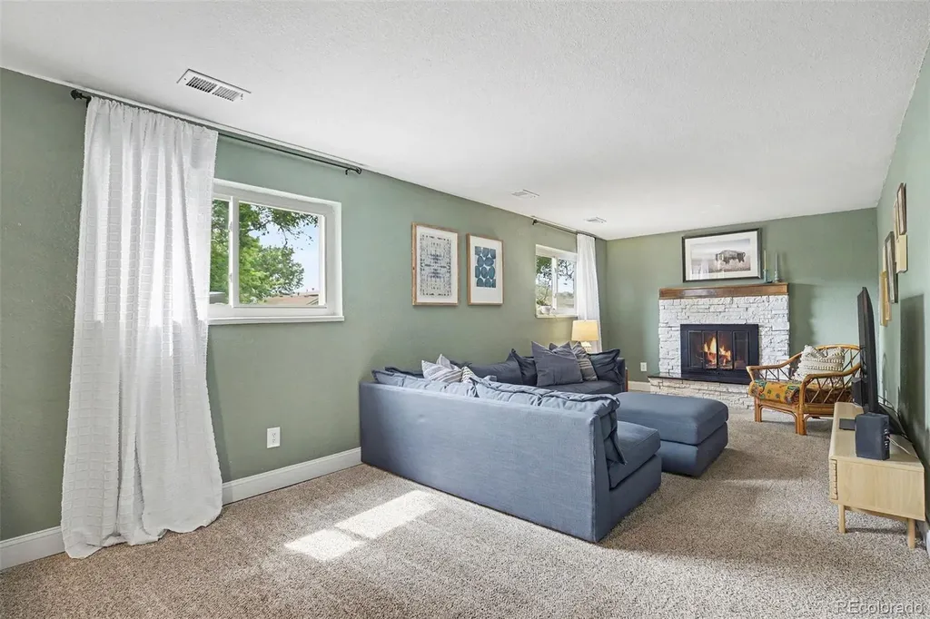 7506 Beech Court Arvada CO 80005