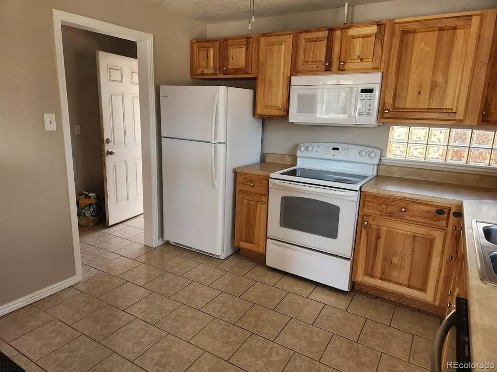 5457-5455 E 36th Avenue Denver CO 80207