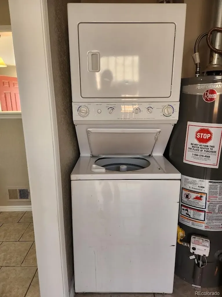5457-5455 E 36th Avenue Denver CO 80207