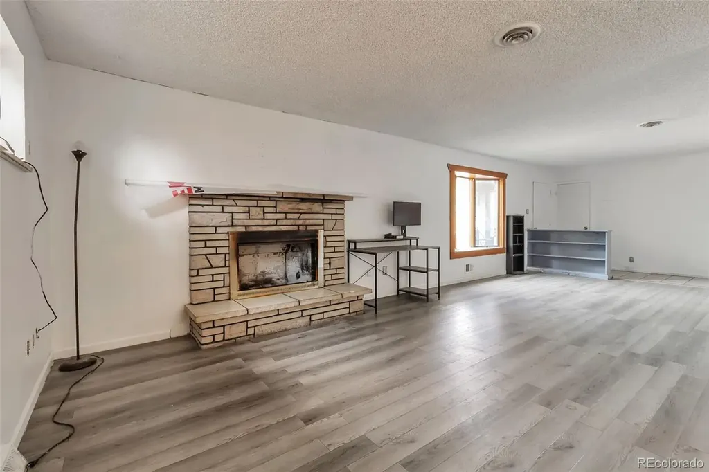 7100 Zuni Street Denver CO 80221