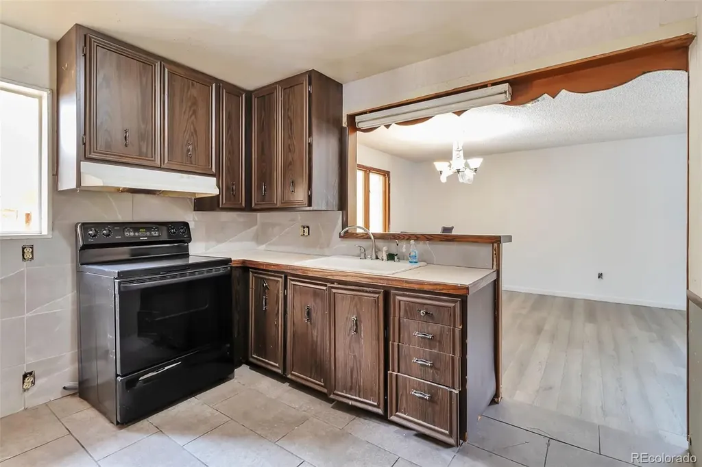 7100 Zuni Street Denver CO 80221