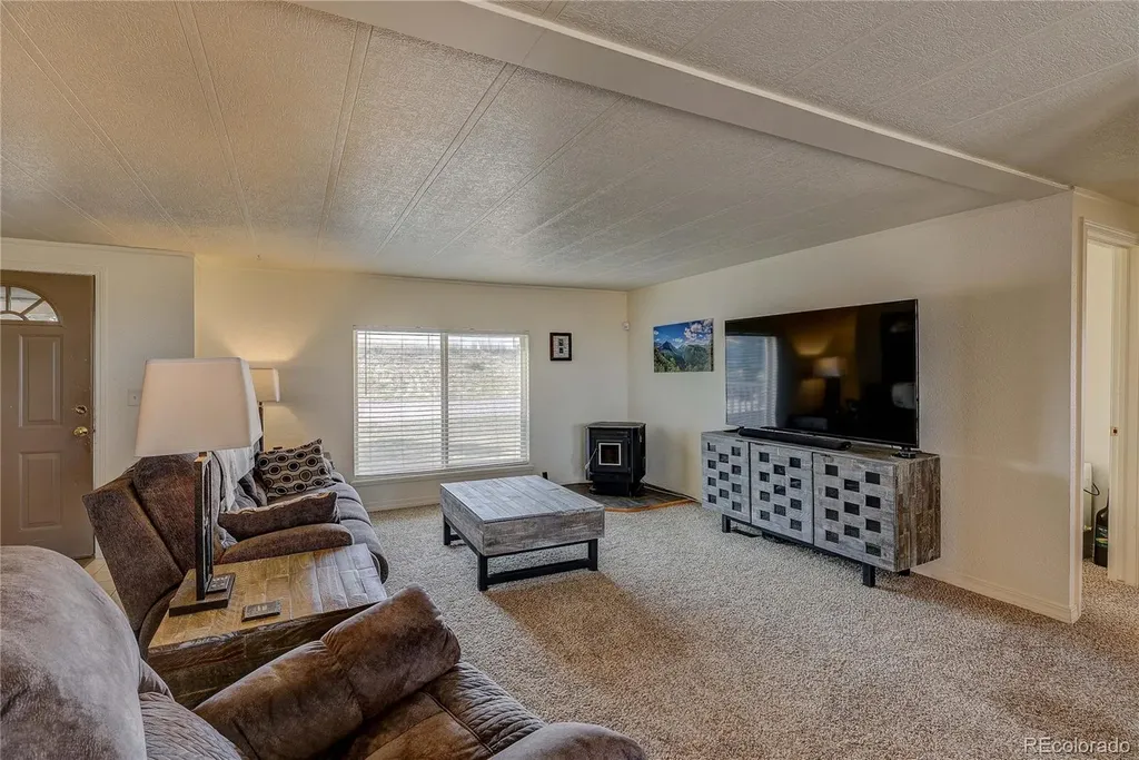 1250 County Road 166 Elizabeth CO 80107