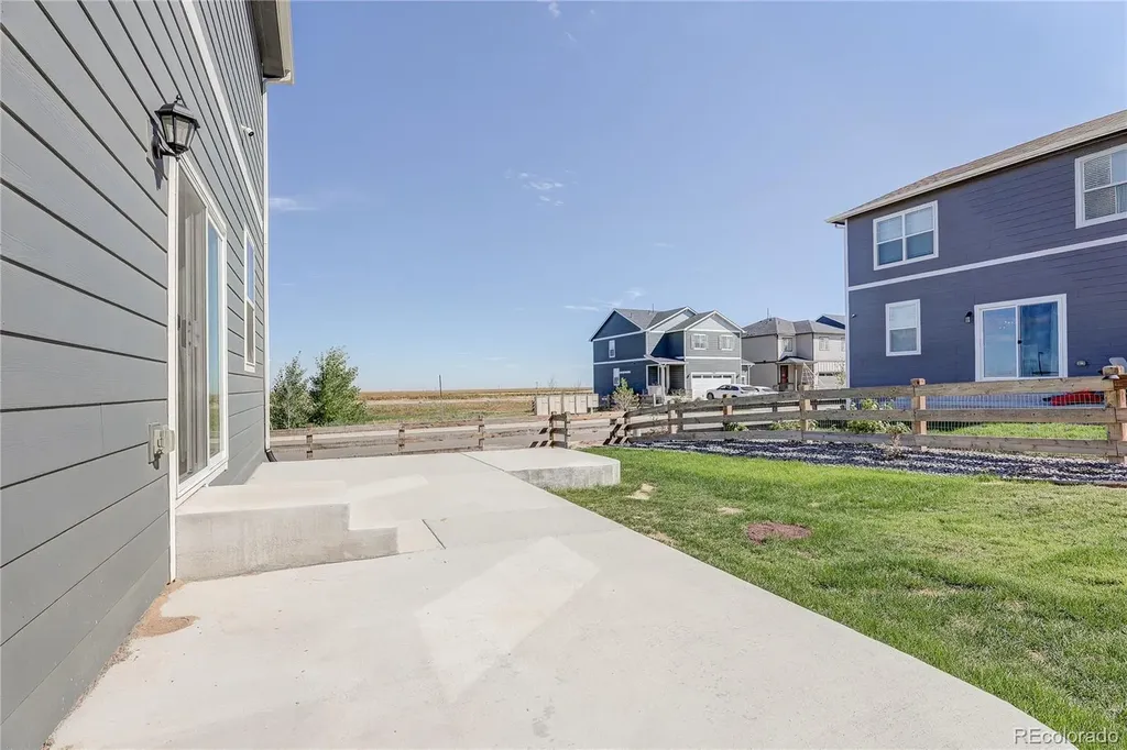 104 Coyote Street Bennett CO 80102