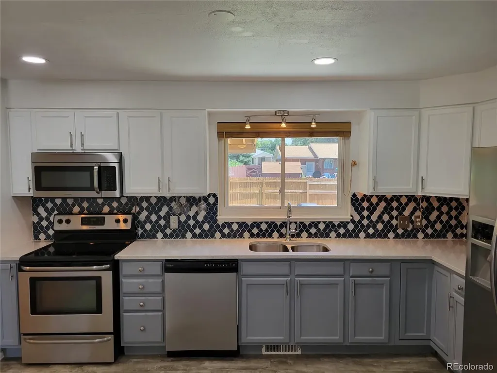 6554 Upham Street Arvada CO 80003
