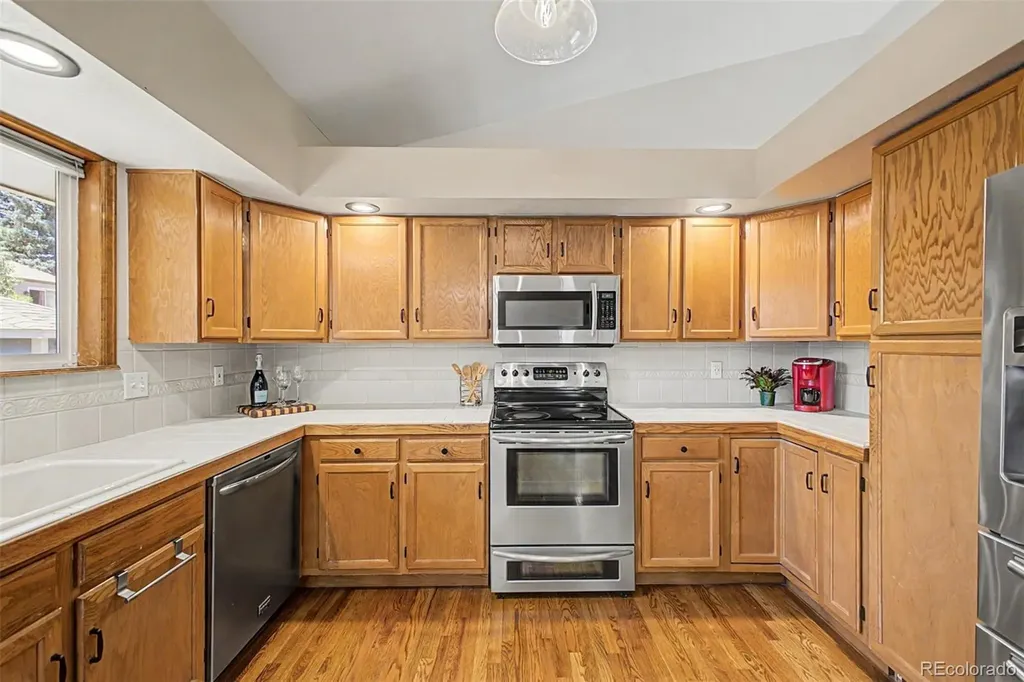 2137 Kay Street Longmont CO 80501