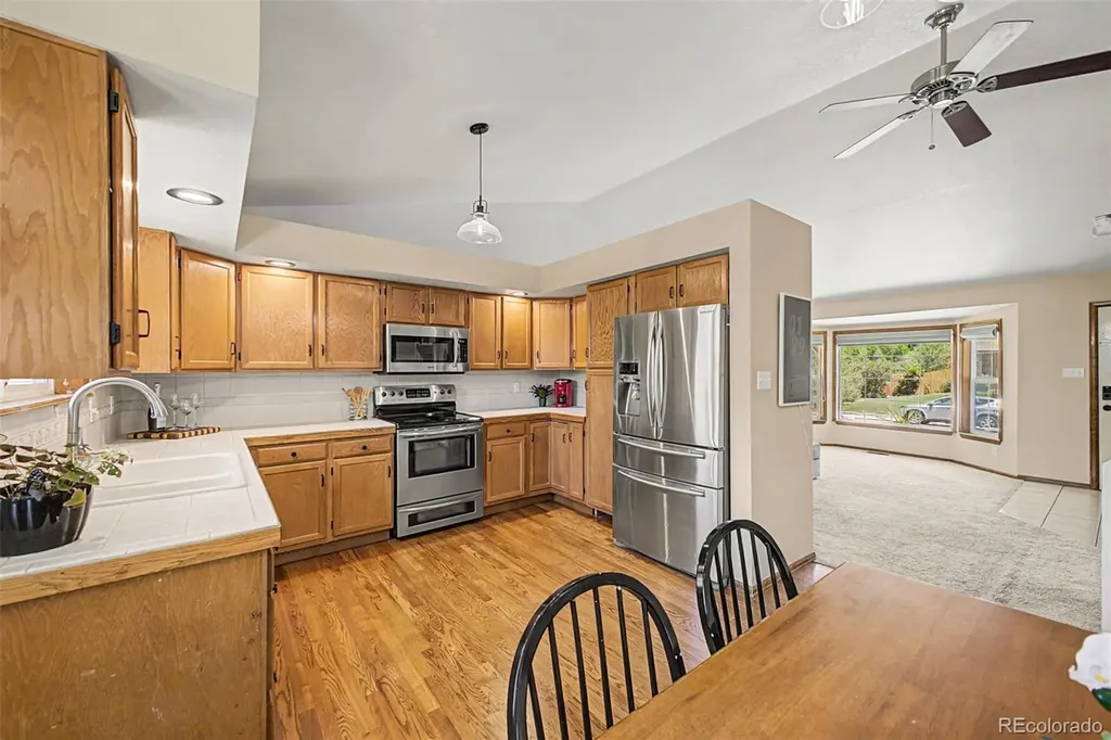 2137 Kay Street Longmont CO 80501