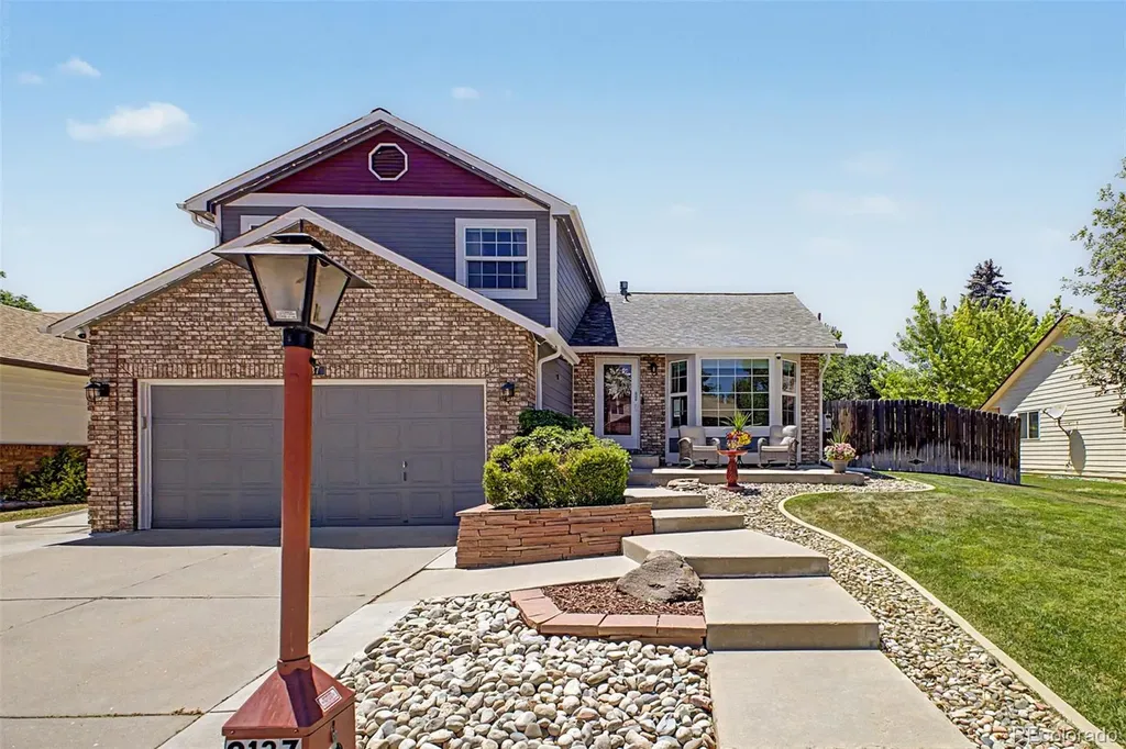 2137 Kay Street Longmont CO 80501