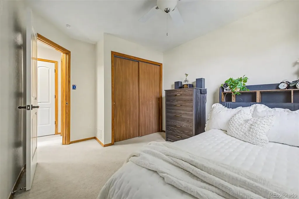 2137 Kay Street Longmont CO 80501