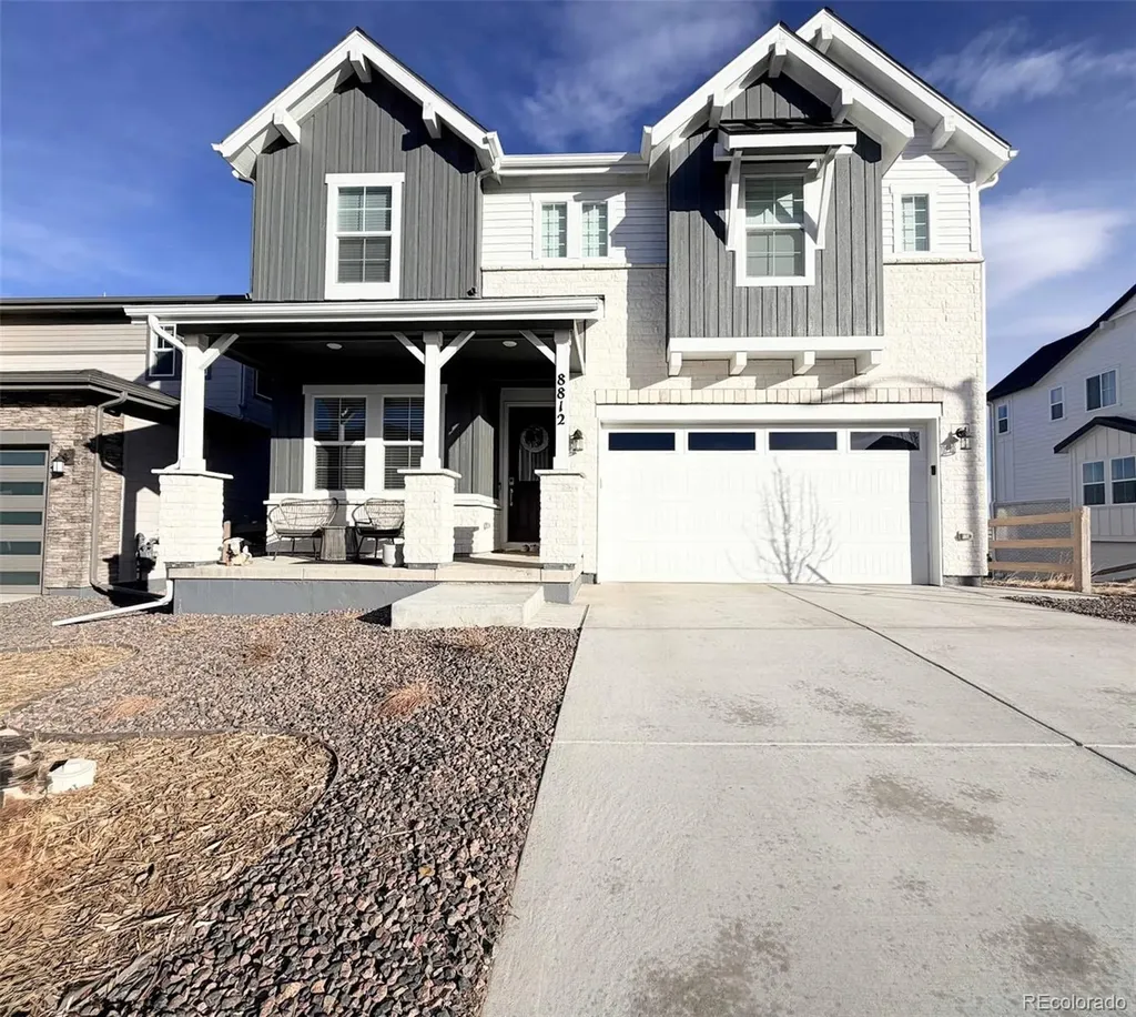 8812 Whiteclover Street Littleton CO 80125