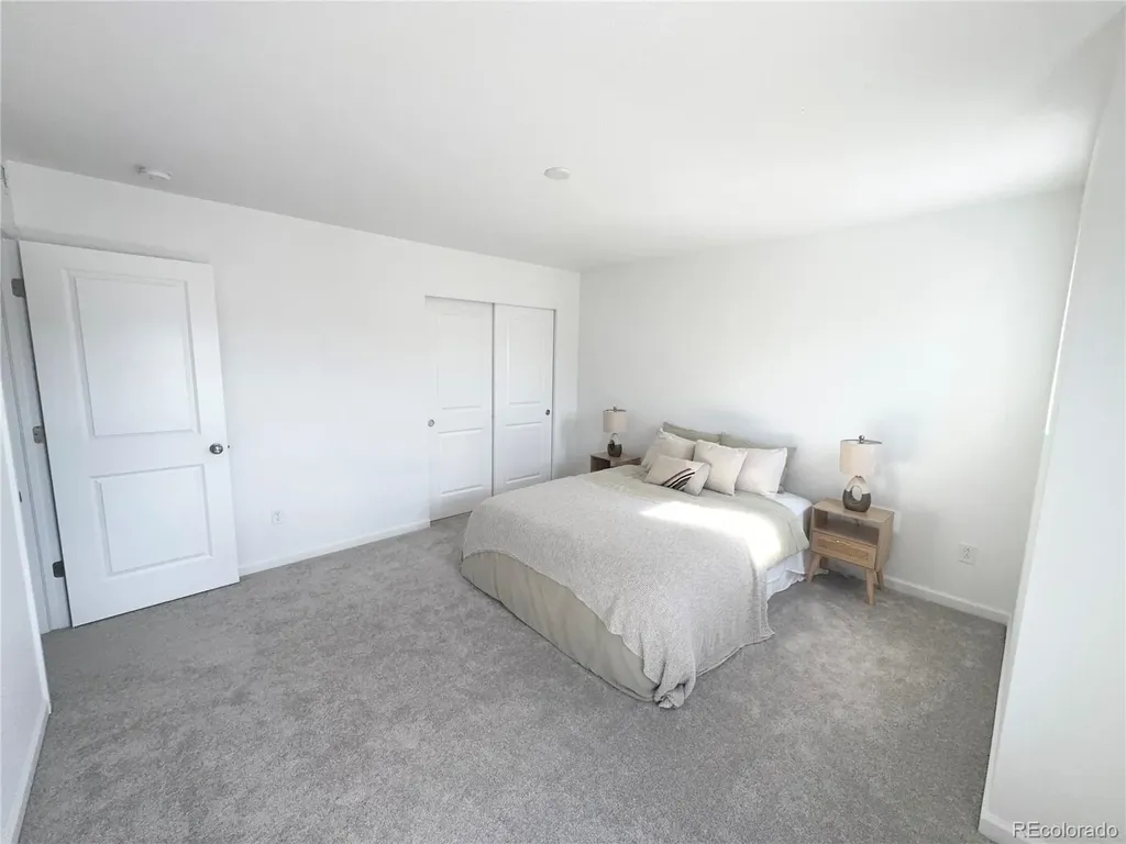 8812 Whiteclover Street Littleton CO 80125