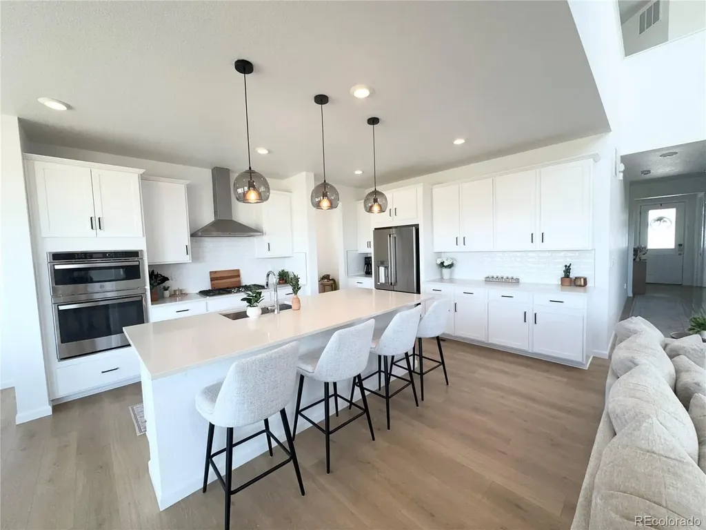 8812 Whiteclover Street Littleton CO 80125