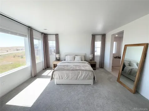8812 Whiteclover Street Littleton CO 80125