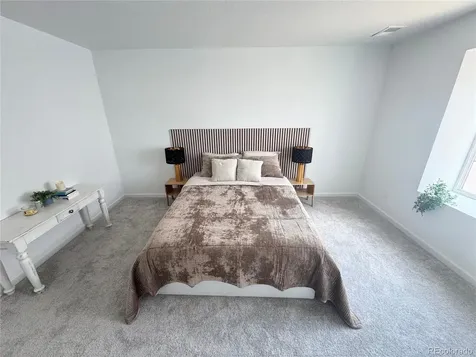 8812 Whiteclover Street Littleton CO 80125