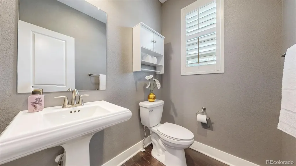 536 S Vance Court Lakewood CO 80226
