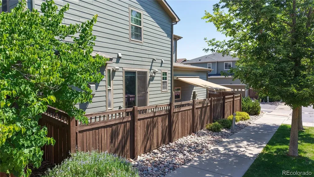 536 S Vance Court Lakewood CO 80226