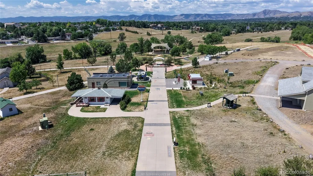 536 S Vance Court Lakewood CO 80226