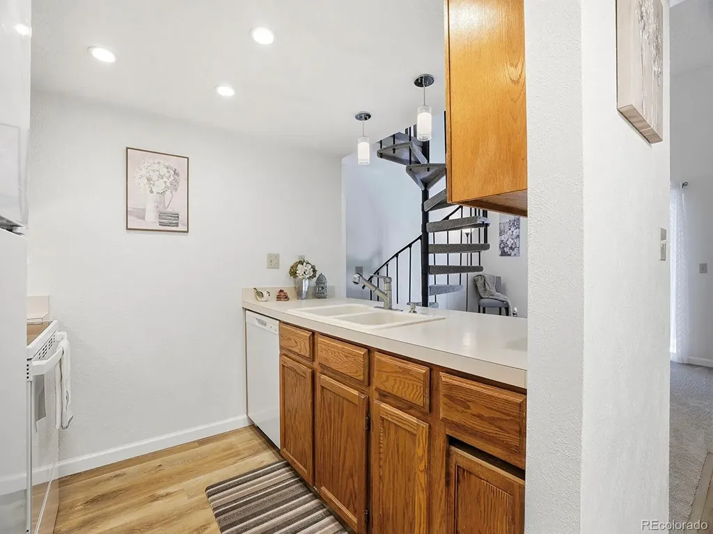 10872 W Evans Avenue Lakewood CO 80227